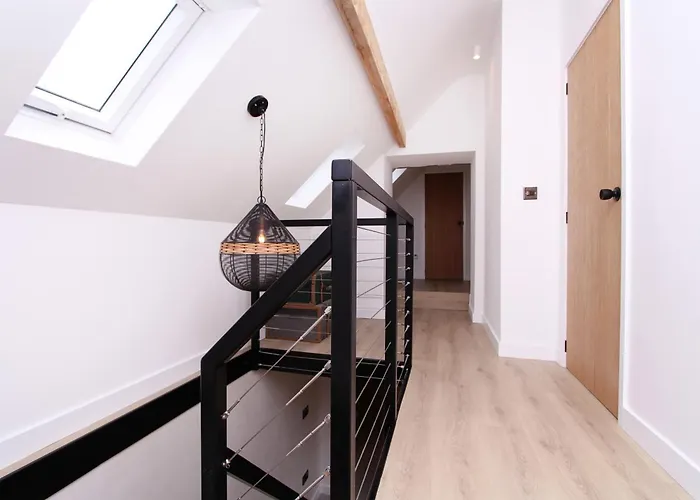 Luxury Cottage In Peak District Near Alton Towers